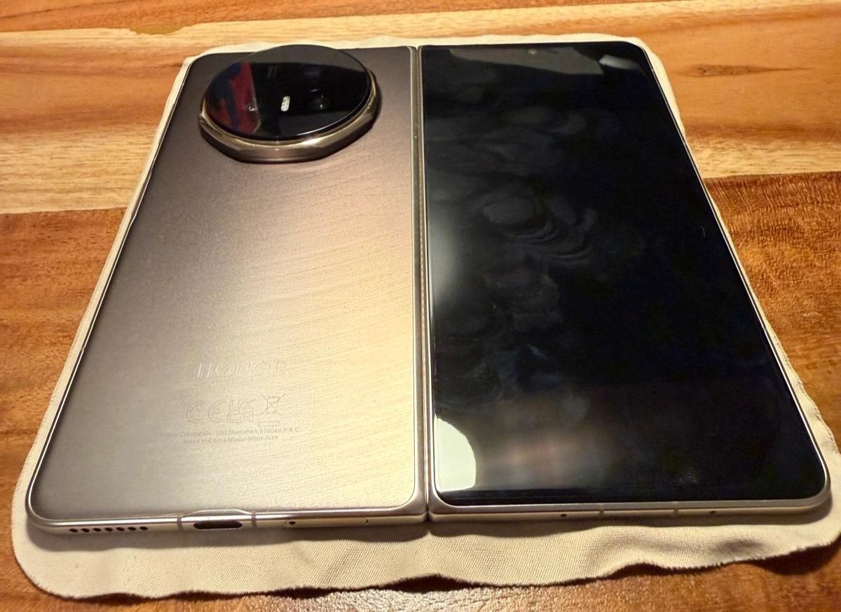 Honor Portables: Honor Magic V5 – Neuf (Voir description) à Uster par SWHY 4