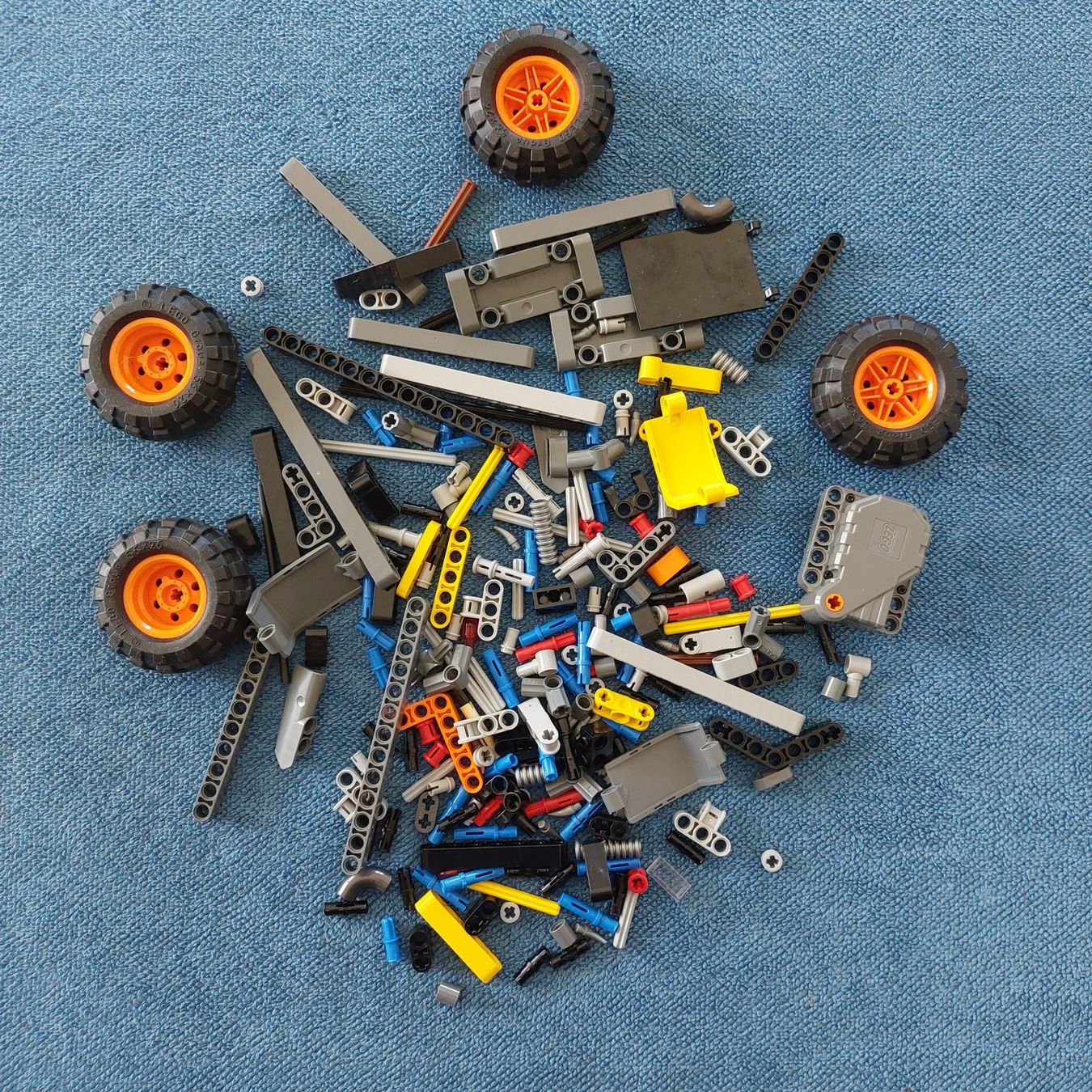 Lego Kit di costruzioni: LEGO 42119 – Usato da Uetikon am See venduto da Peter_von_Lanthen 1