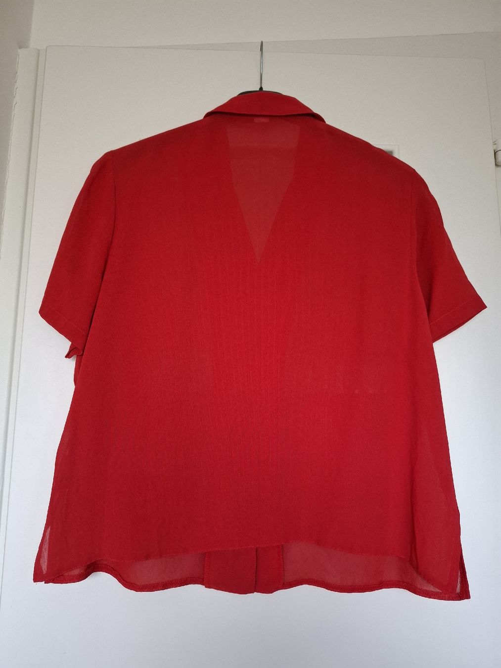 Camicette: Chemise rouge Vintage – Nuovo (secondo la descrizione) da La Tour-de-Peilz venduto da Marin_nette 2