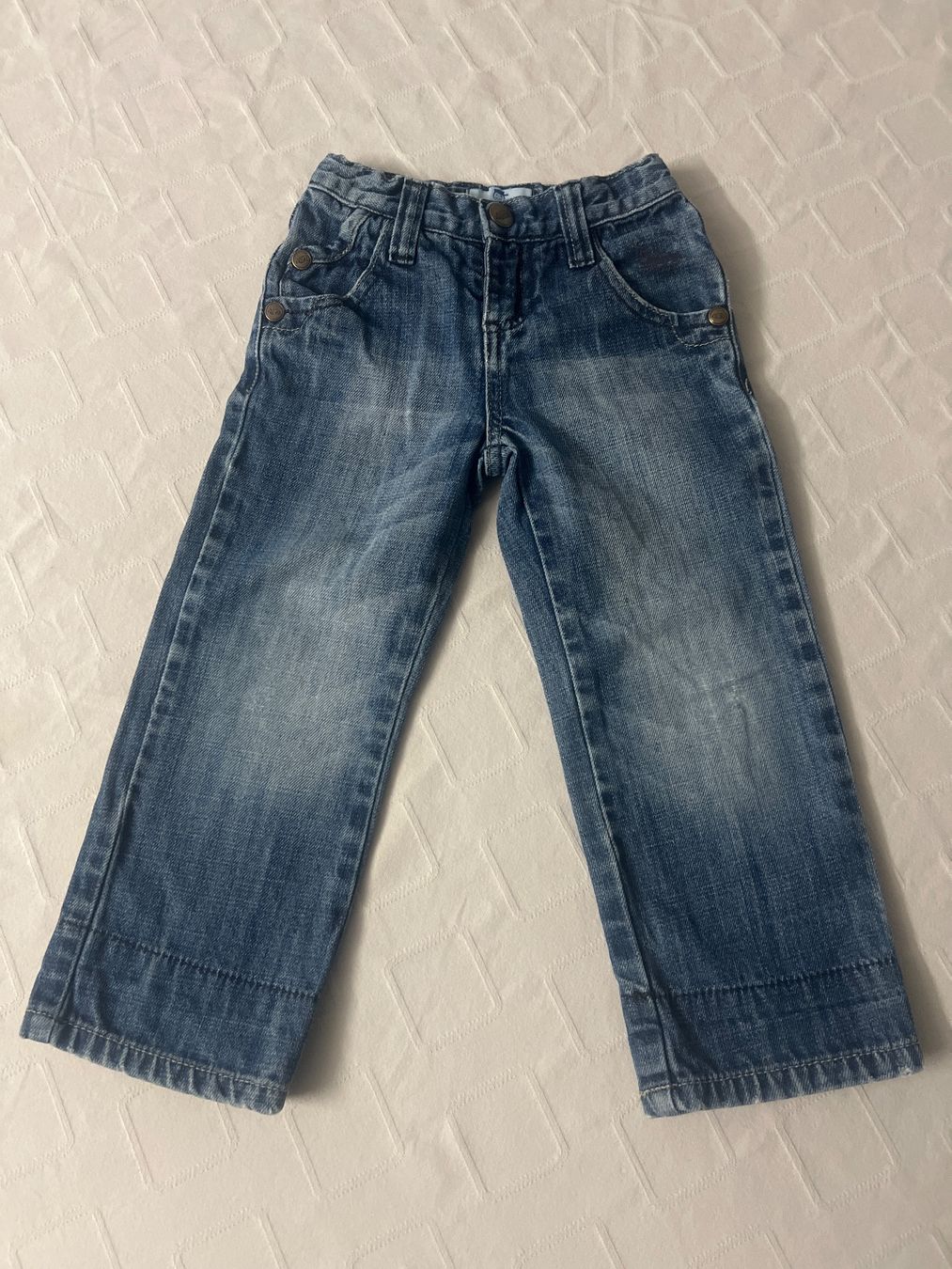 Pantaloni: 3x Jeans Hosen Kinder Gr. 98 – Usato da Basel venduto da friceberg2 5