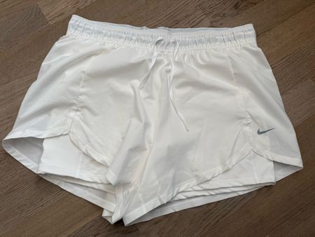 Nike Sportshorts weiss Grösse XL