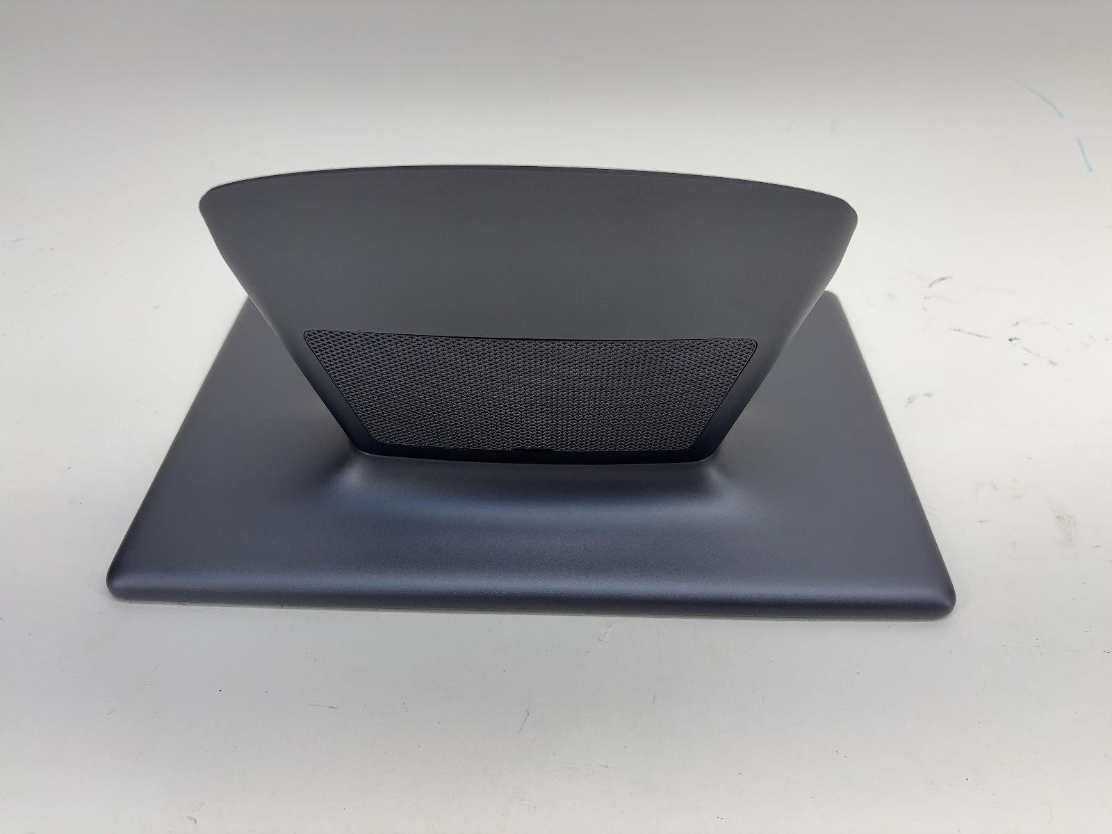 Tesla Alle Autoersatzteile: Tesla OEM 15.4" Display - Model 3 Highland / Model Y Juniper – Neu (gemäss Beschreibung) aus Moutier von jid_t5nt 1