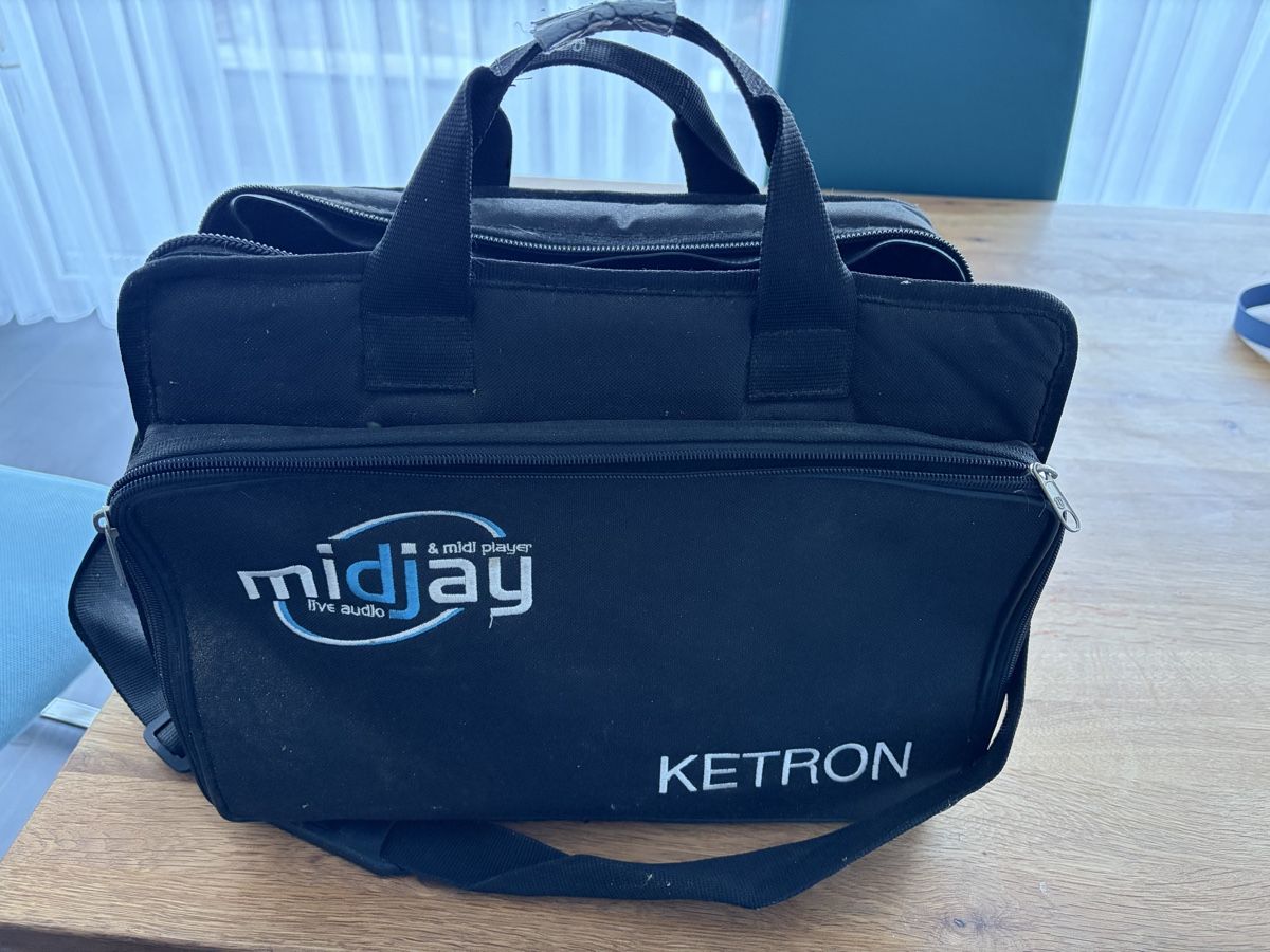 Sistema di controllo: Ketron midjay – Usato da Rickenbach SZ venduto da Ando666 4