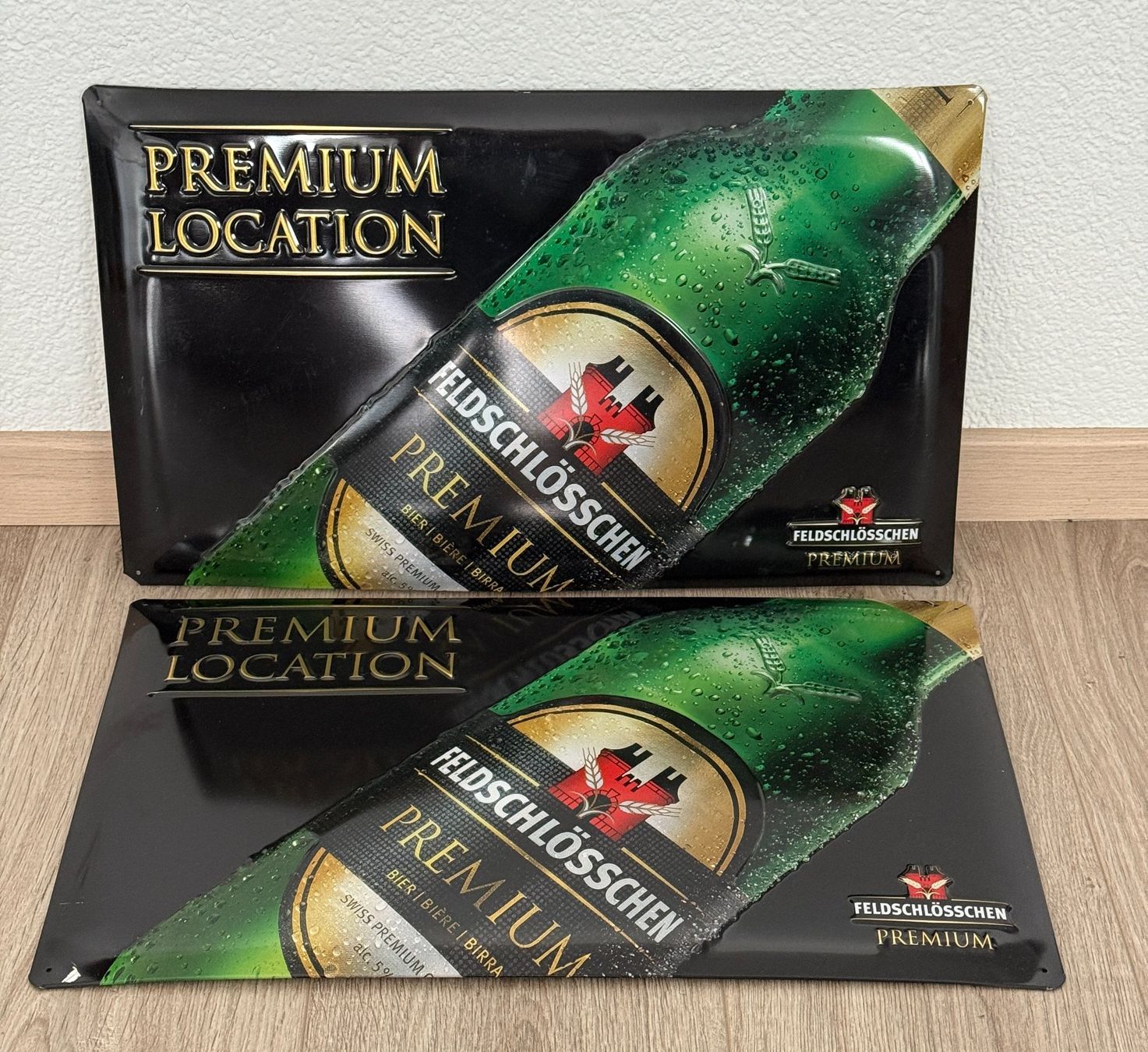 Feldschlösschen Insegne: 2 x Feldchlösschen Premium Location Blechschilder – Usato da Oberbuchsiten venduto da PSH1980