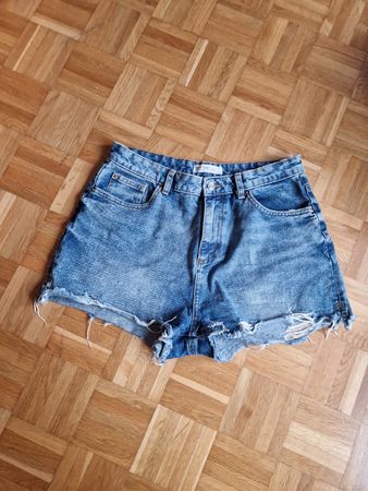 Jeans shorts - size 42 EUR