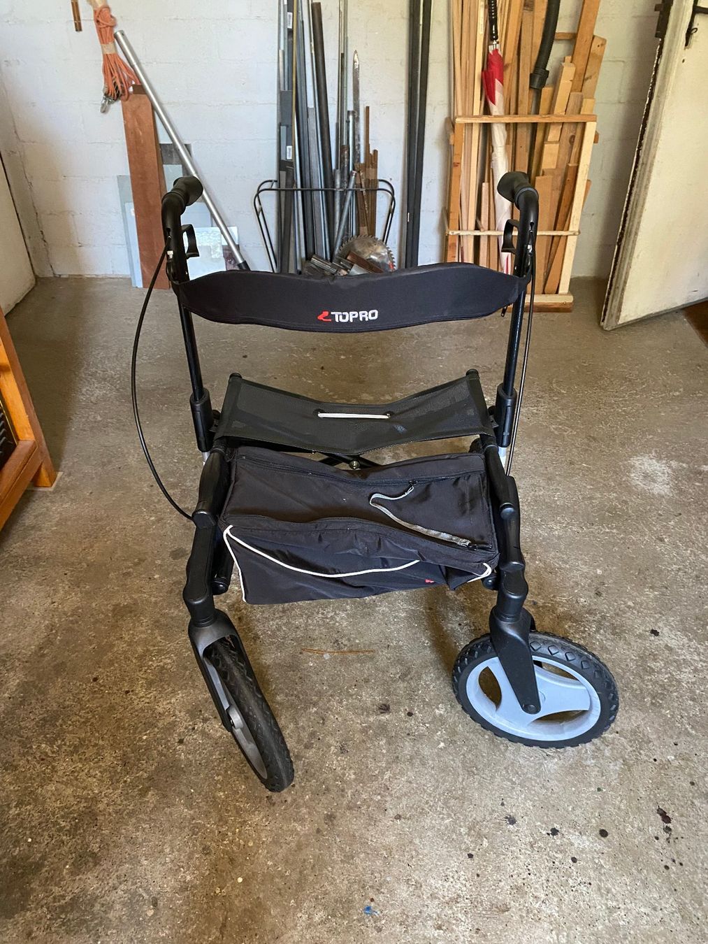 Ausili per la deambulazione: Topro Rollator – Usato da Wölflinswil venduto da Rhof 1