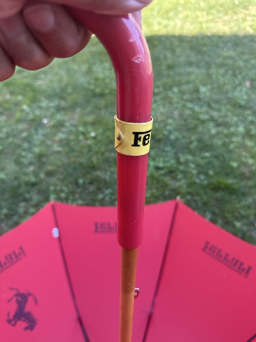 Ferrari Ombrelli: Ferrari 1986 – Usato da Morbio Inferiore venduto da Ecod 3