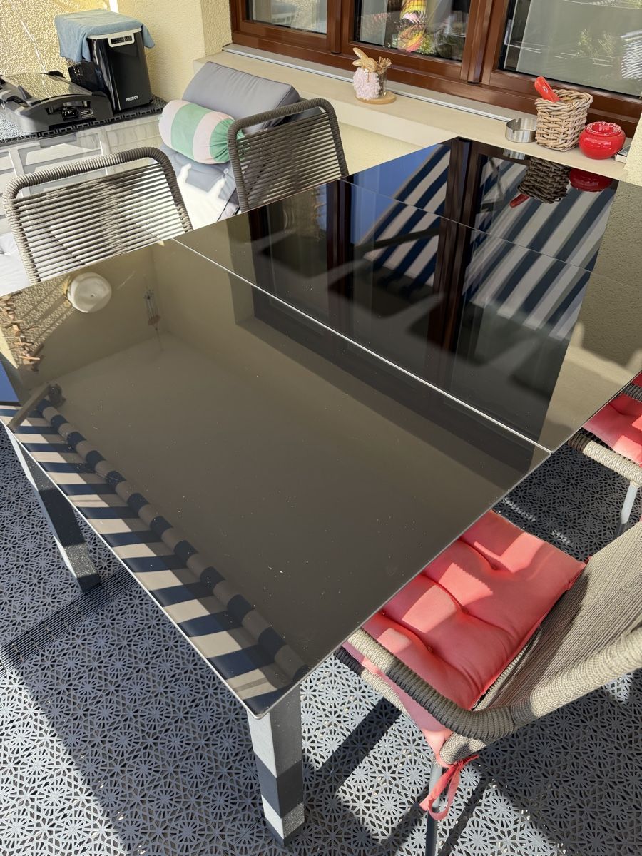 Tables: Balkontisch  – D'occasion à Obernau par Futurezone 3