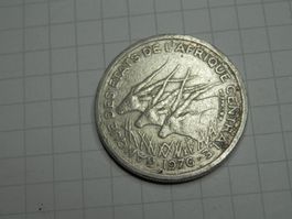 Zentralafrika (BEAC) 50 Franken, 1976 Zeichen "E" auf der Rü
