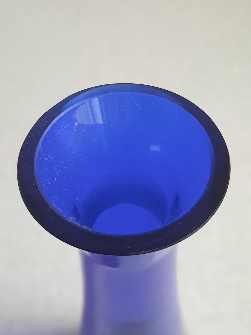 Caraffe: Karaffe aus Glas, blau – Usato da Weinfelden venduto da Yenas10 3
