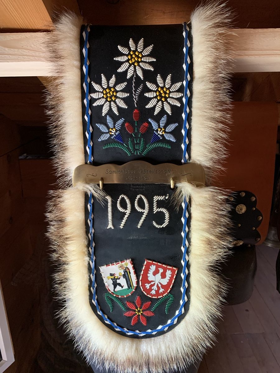 Campanacci mucche: Muotenthaler n 17 – Usato da Ried-Mörel venduto da Aletsch15 3