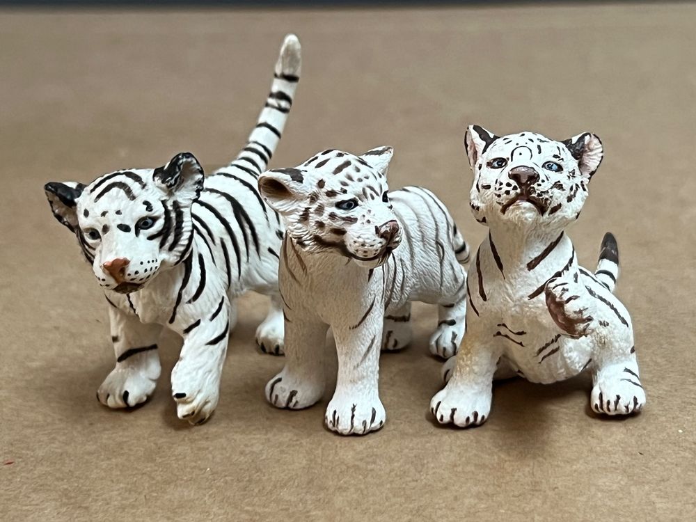 Figurine Schleich Tigre Blanc Femelle – 14098 – RARE Ref 1D200 – Occasion