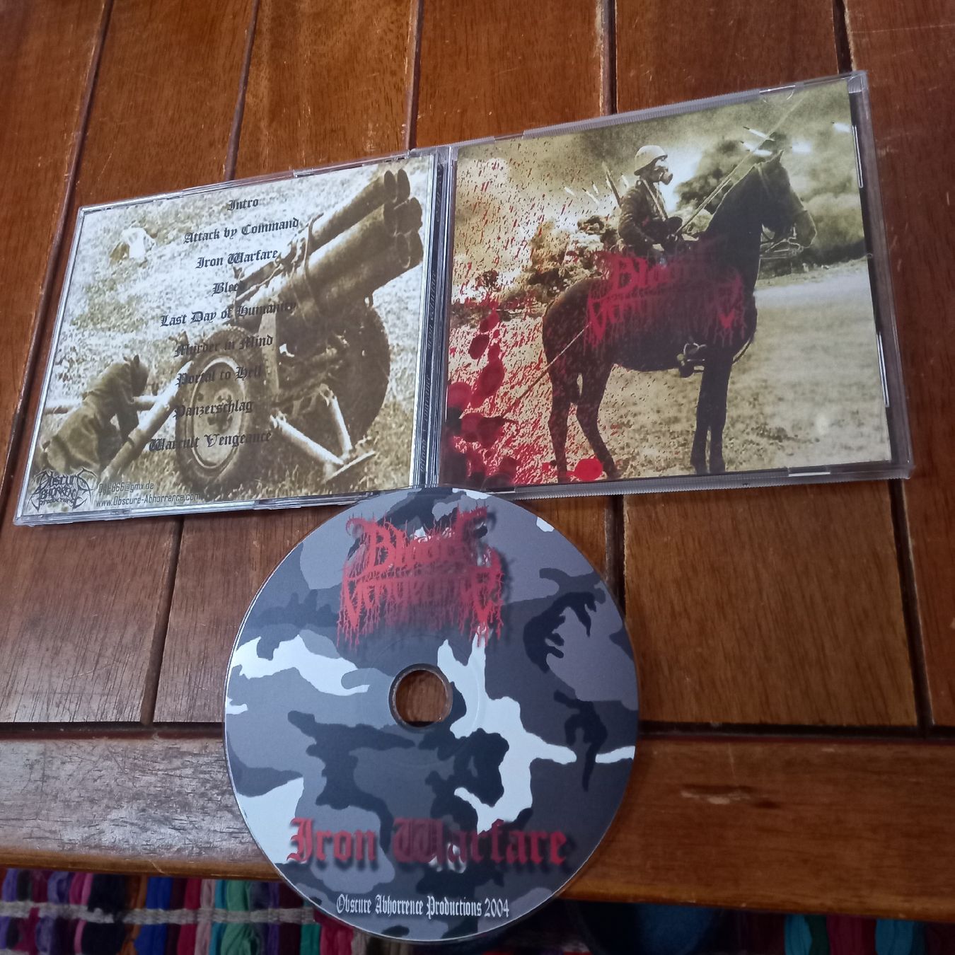 CD: blood vengeance- Iron... – Usato da St-Cergue venduto da VeganWarrior