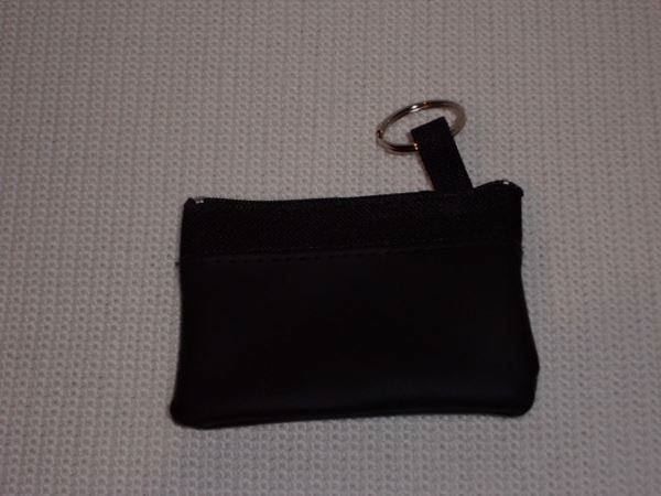 Altro in  Abbigliamento & Accessori: Schlüsseletui schwarz – Nuovo (secondo la descrizione) da Möhlin venduto da Dominik69