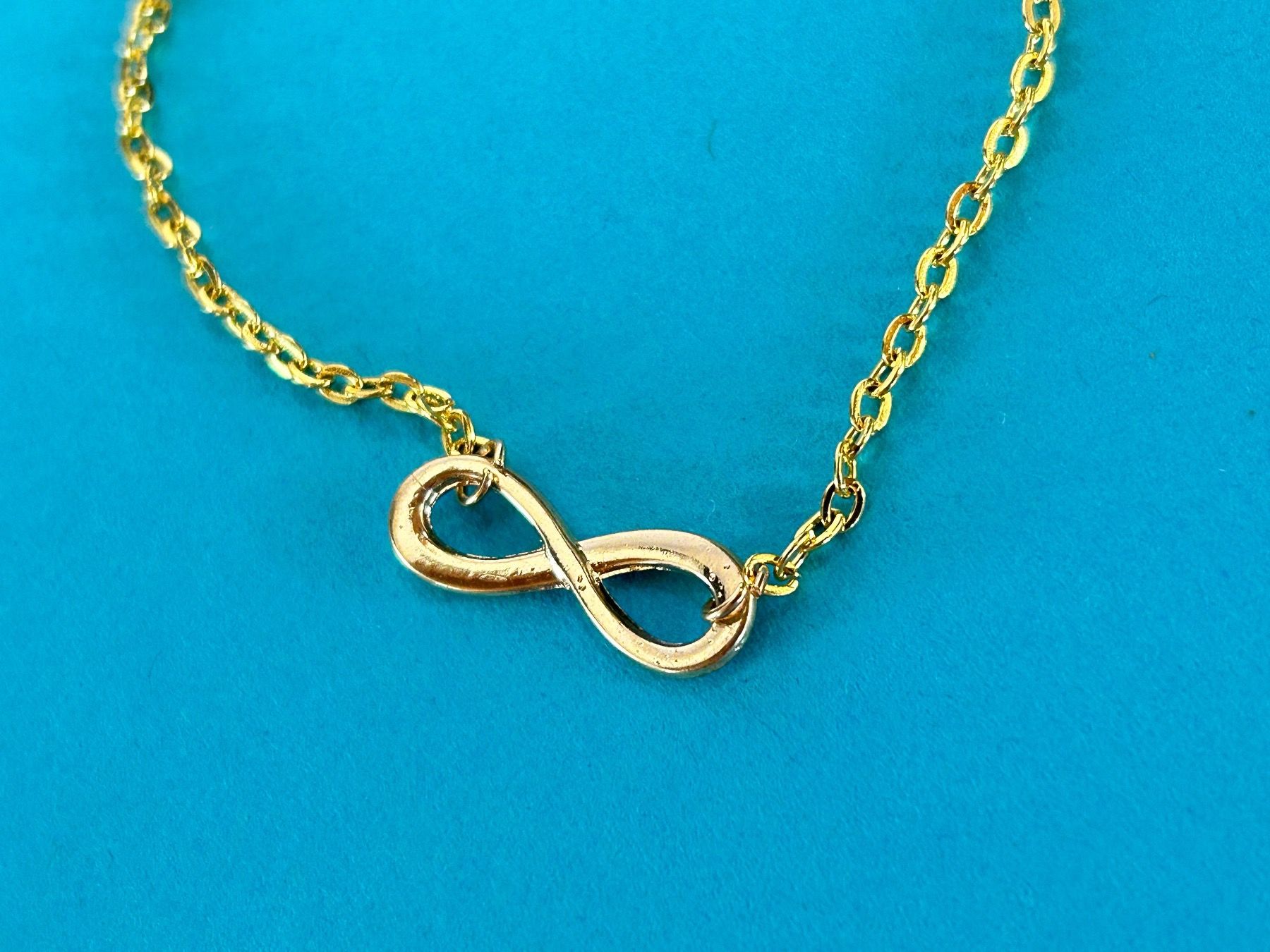 Bracciali & Braccialetti: Armband Eternity goldfarben – Nuovo e nell'imballaggio originale da Laufen venduto da Bellavitaboom 6