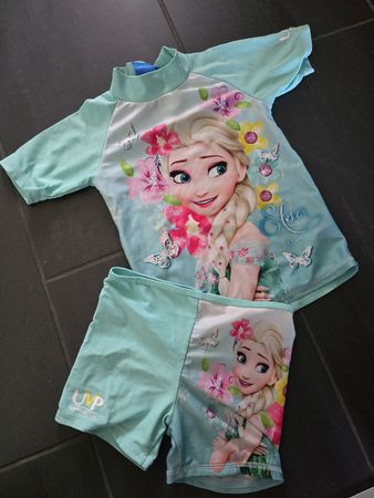 Disney Elsa Gr. 104 Badehose & UVP Shirt ☀️