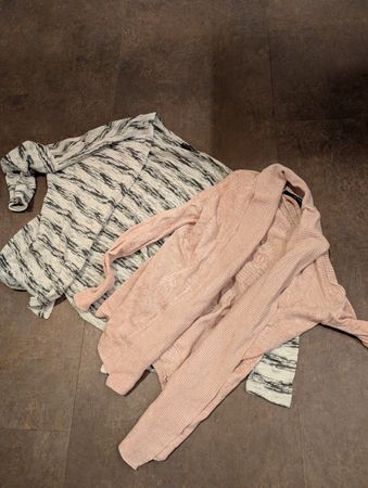 2 Strickjacken Gr S/36