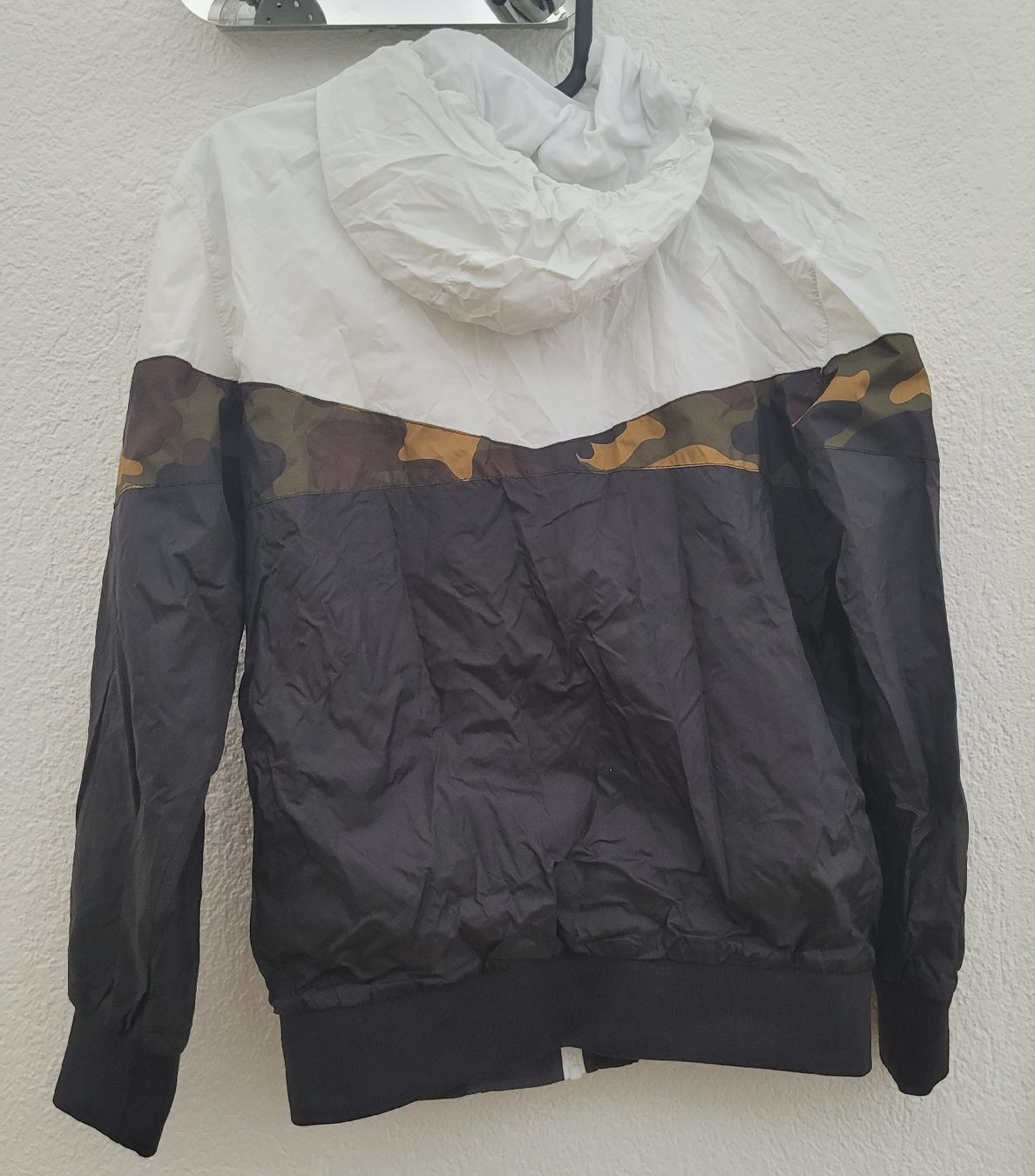 Giacche & Cappotti: 17. Veste Urban Classics camouflage, taille 14 ans – Usato da Villars-sur-Glâne venduto da m66_dch5 2