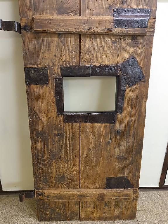 Porte: à vendre rare porte de cachot de prison – Usato da chénens venduto da mathieu016 4