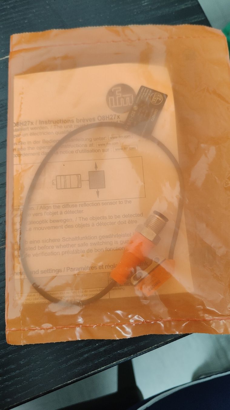 Componenti elettronici: Ifm Electronic Reflexlichttaster O8H273 – Nuovo e nell'imballaggio originale da Boppelsen venduto da dam_zzz9 1