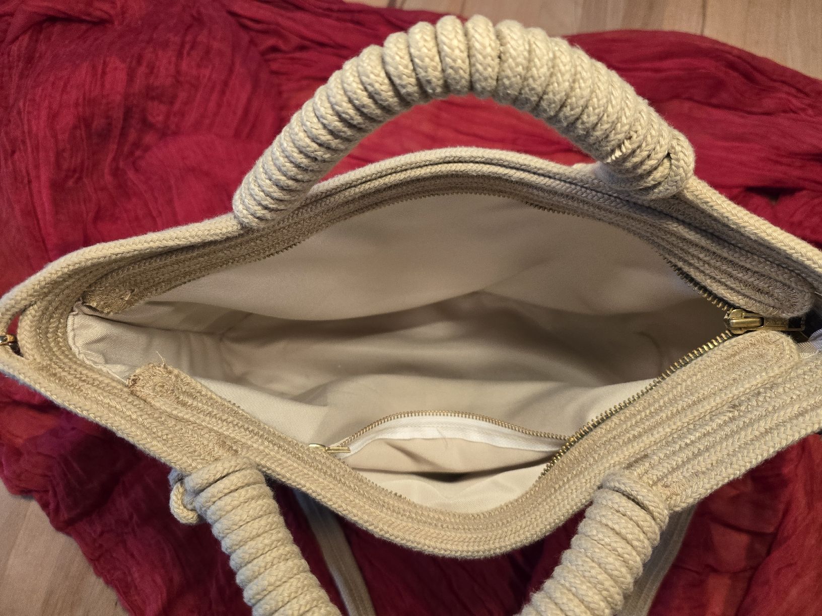 Taschen für Damen: Handtasche  – Neu (gemäss Beschreibung) aus Figino von muggli091 1