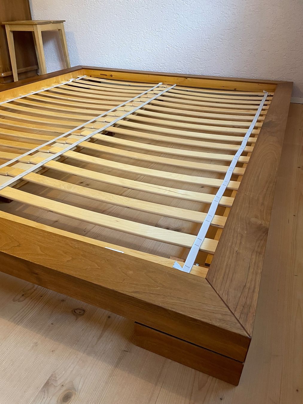 Letti: Doppelbett Nussbaum – Usato da Luzern venduto da mareika 2