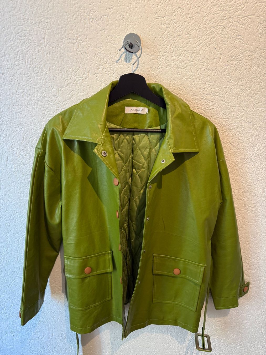 Giacche: Green leather jacket – Usato da St. Gallen venduto da trxcy 4
