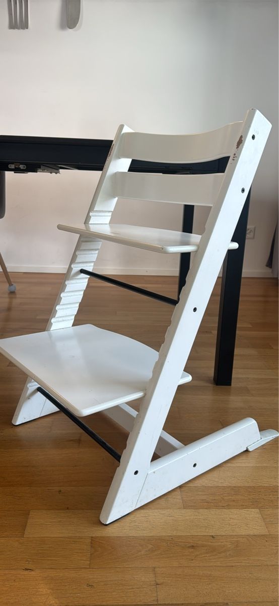 Stokke Seggioloni: Stokke Tripp Trapp weiss – Usato da Glattpark(Opfikon) venduto da jul_b67k