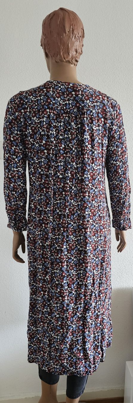 Zara Vestiti: ZARA Kleid Blumenmuster Grösse S – Usato da Basel venduto da Allerlei-Basel 1