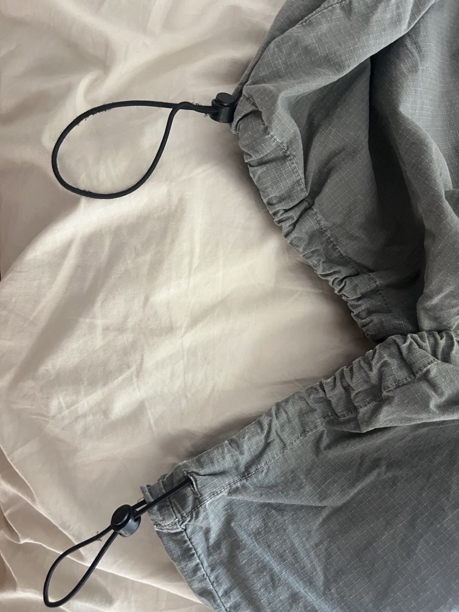 Zara Pantaloni: Pantalon Parachute ZARA – Usato da Biel/Bienne venduto da Car_Schuss 2