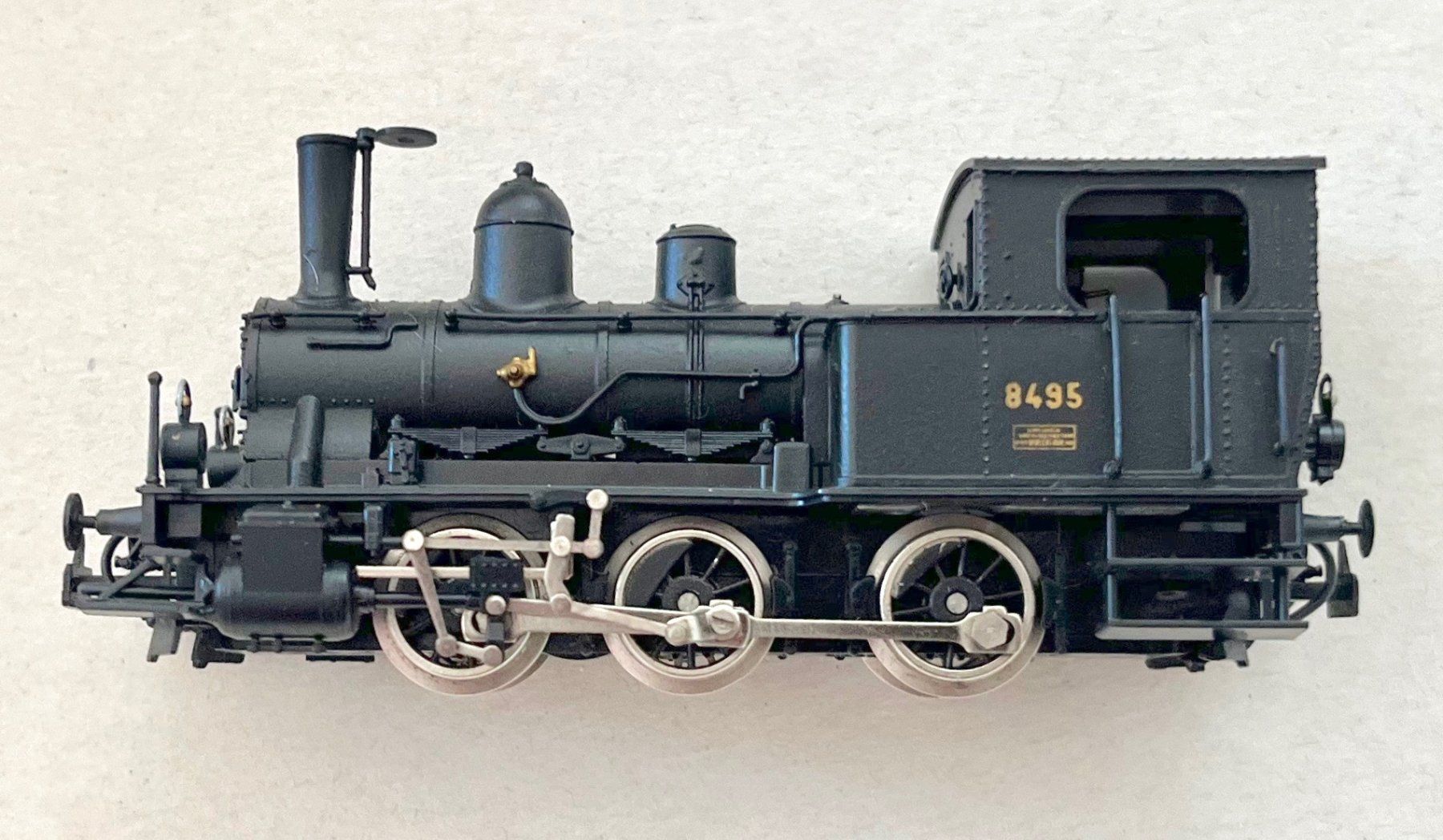 Liliput Modelleisenbahnen: Liliput SBB E 3/3 – Defekt aus Bleiken von hbw45