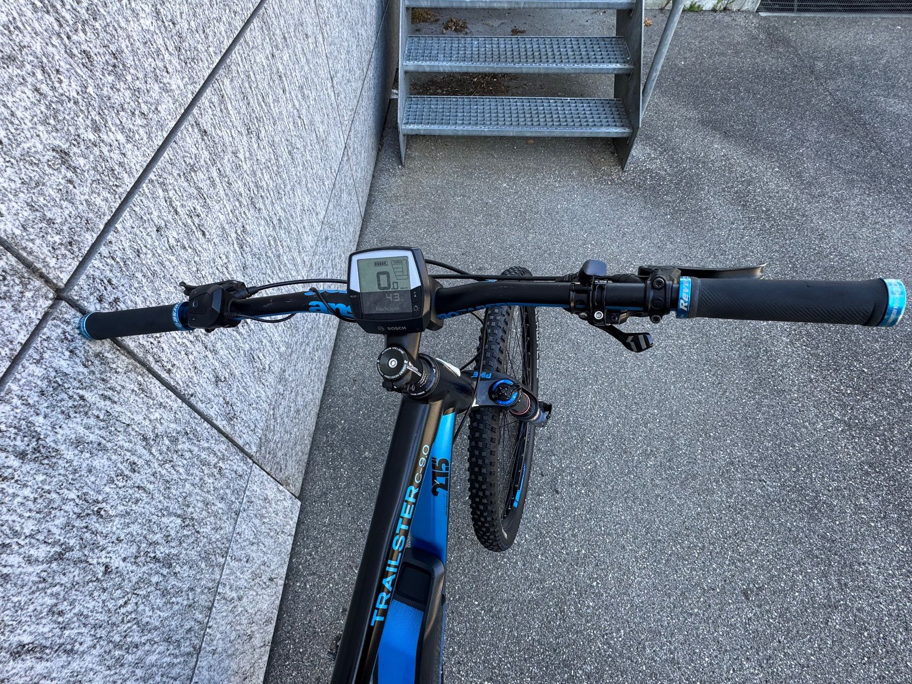 Bergamont Biciclette: Bergamont Trailster C 9.0 E-MTB Fully Bosch CX Gr. L – Usato da Solothurn venduto da Leo2207 8