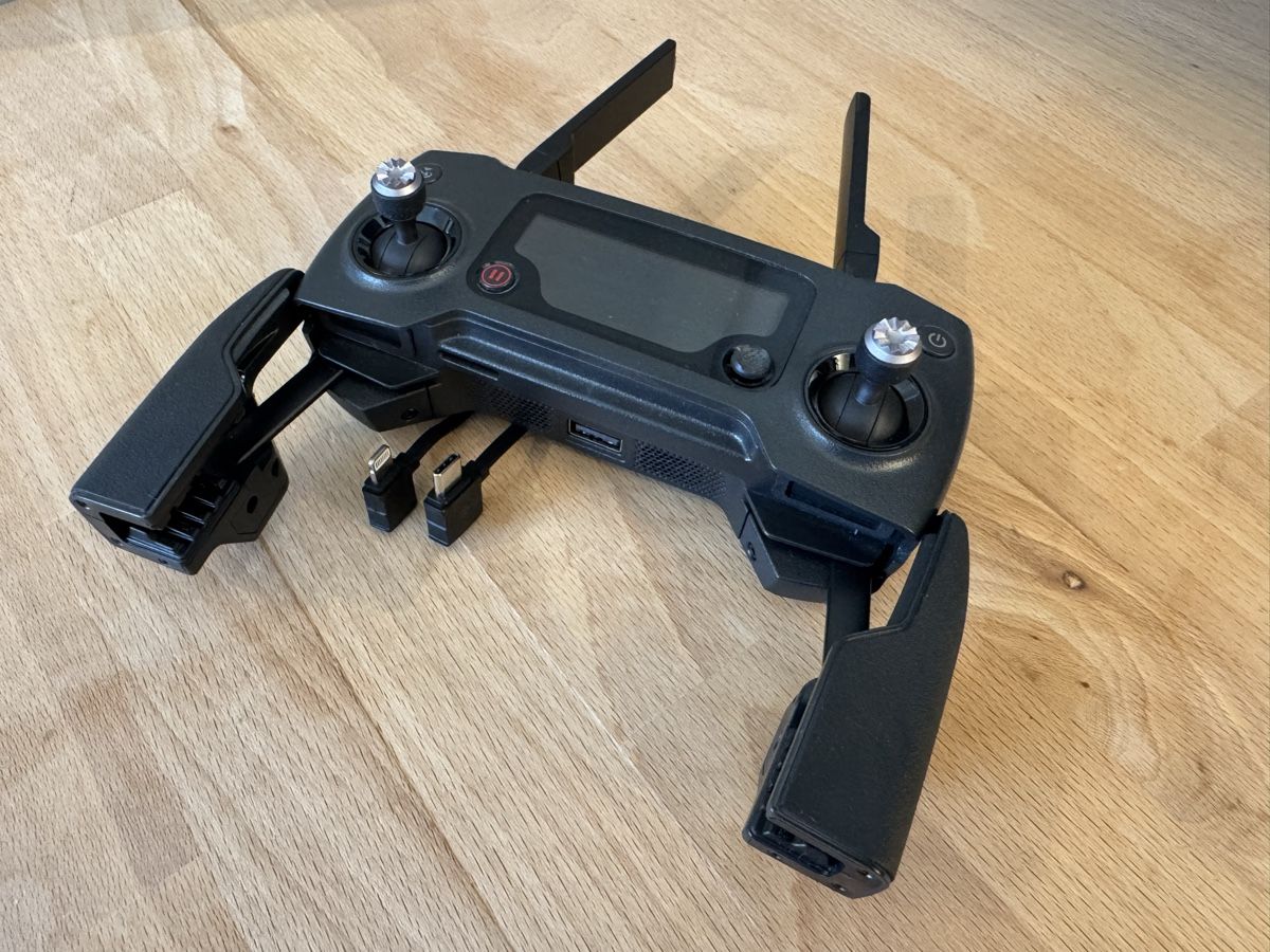 DJI RC Kits de montage: Mavic Pro Platinum – D'occasion à Magden par datzgi1998 3