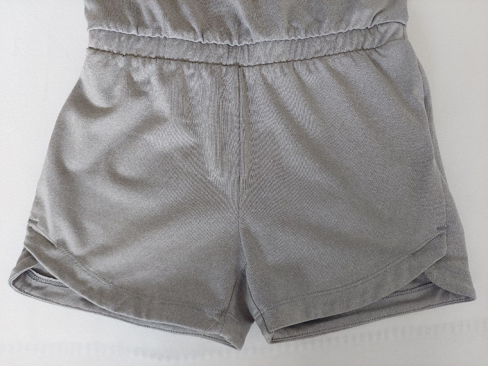 Nike Jumpsuits: Mädchen Nike Sport Overall Gr. 104 / 110 – Gebraucht aus Flims Dorf von Truemorish 2