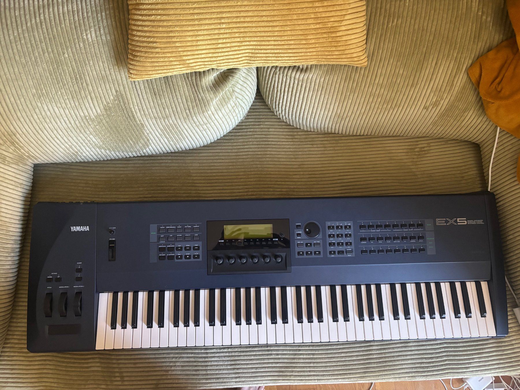 Yamaha Strumenti musicali: Yamaha EX5 – Usato da Zürich venduto da Bonsad 2