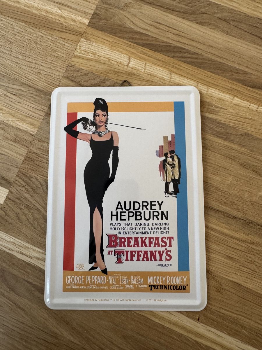 Schilder: Breakfast at Tiffany's Blechschild Audrey Hepburn – Gebraucht aus Dübendorf von gru_v8px