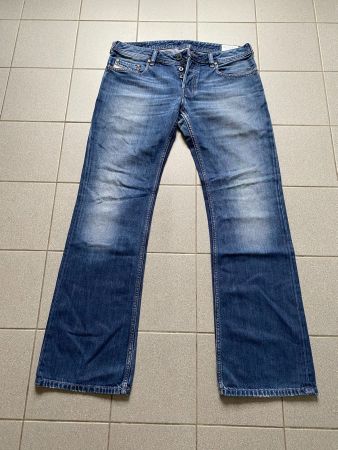 Diesel /Jeanshose / W32 x L32 / Blau / Guter Zustand!