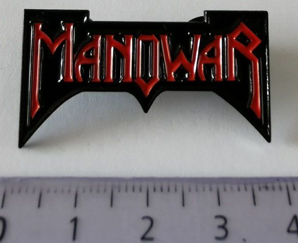 Placchette & Badge: MANOWAR - Pin   (neu/OVP) – Nuovo e nell'imballaggio originale da Wilen b. Wollerau venduto da morethanmusic
