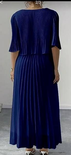 Vestiti: Cross-Border, elegantes Damenmode-Modell Grösse 50 neu – Nuovo (secondo la descrizione) da Aarau venduto da Eemily 1