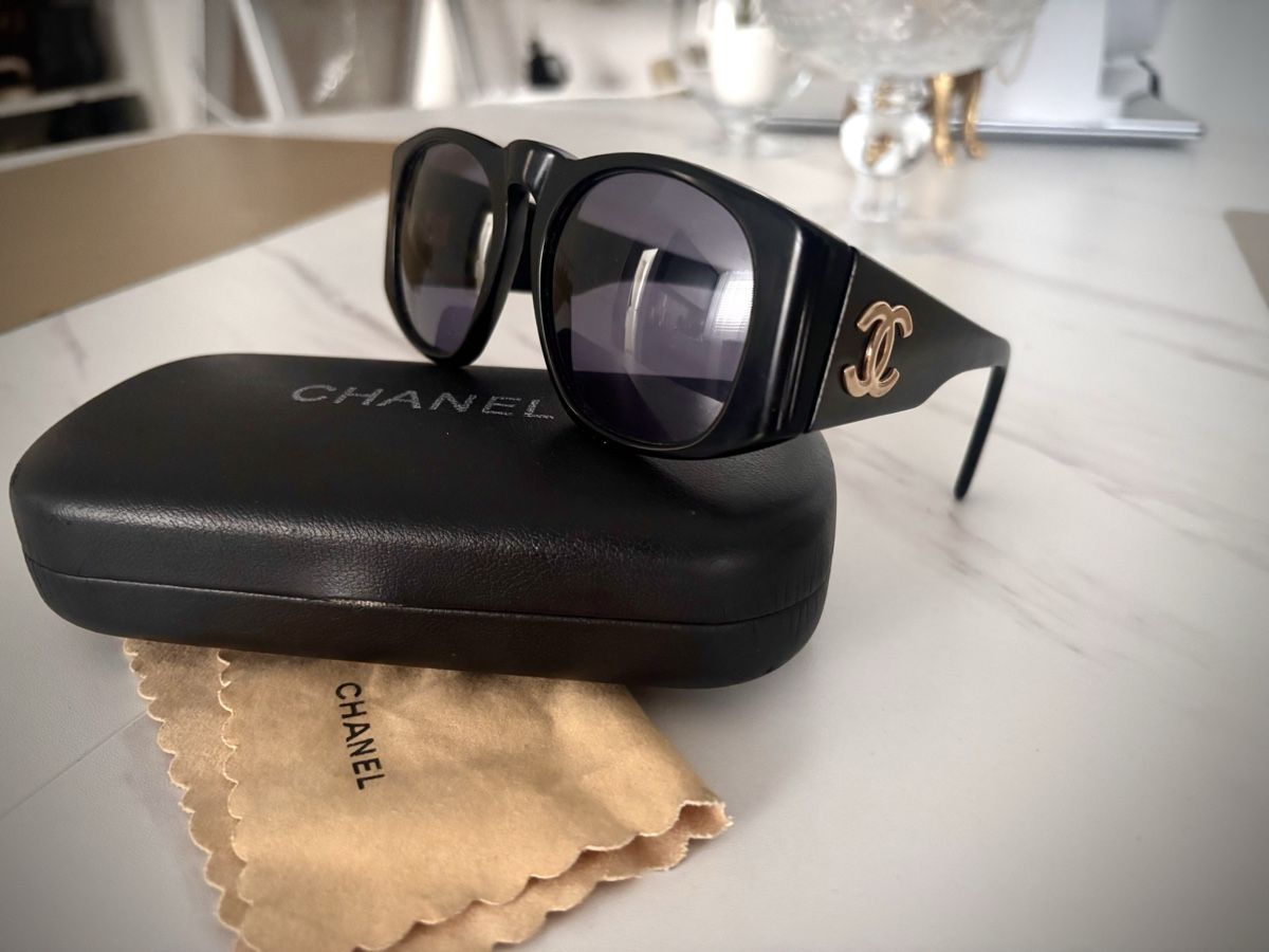 Chanel Occhiali & Lenti: Vintage Sonnenbrille von Chanel – Usato da Rheinfelden venduto da Jeva-Anna 2