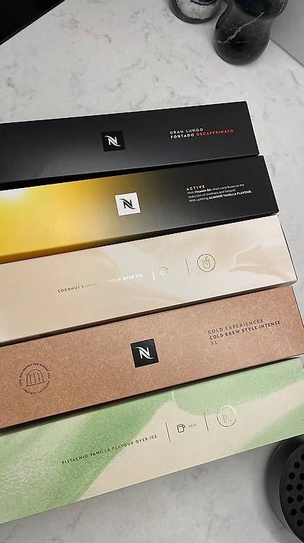 Macchine per caffè & Macchine per espresso: Nespresso Vertuo Pop inkl. Vertuo Kapseln – Usato da Blauen venduto da Cudder 4