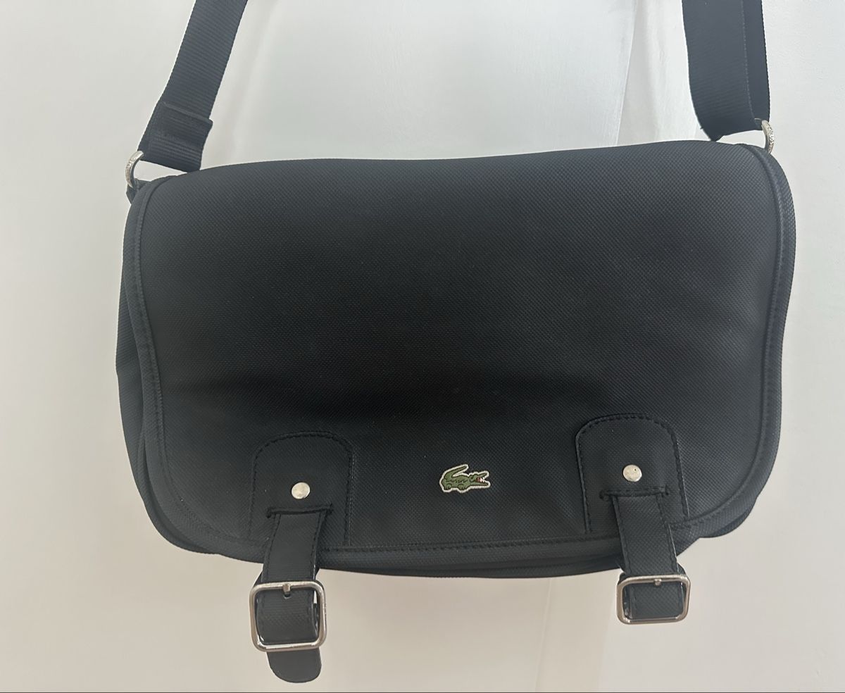 Borse da donna: Lacoste Umhängetasche Schwarz – Usato da Kehrsatz venduto da blue021 1