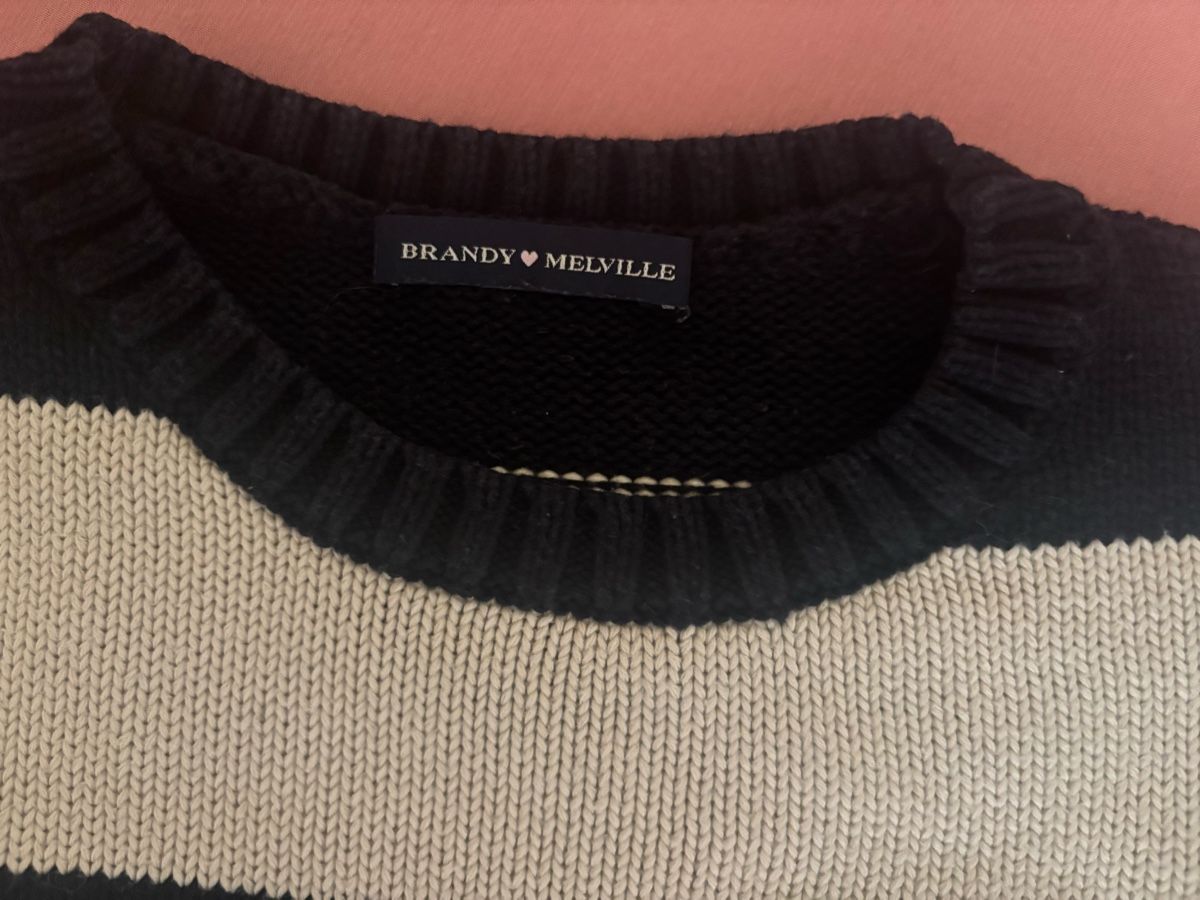 Brandy Melville Pulls & Sweat-shirts: 2 Brandy Melville Sweaters – Neuf (Voir description) à Andelfingen par Good_Quality 7