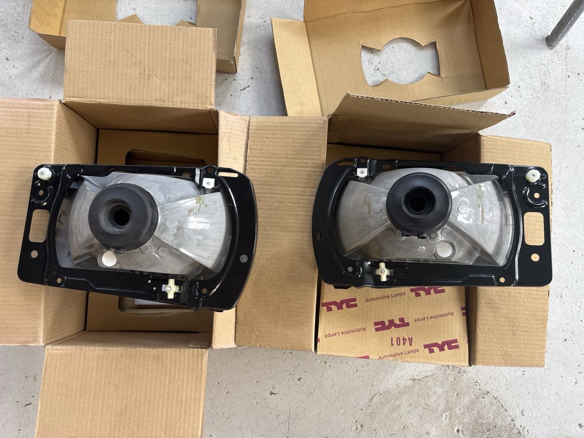 Fari: Jetta 2 Scheinwerfer TYC – Nuovo e nell'imballaggio originale da Frauenfeld venduto da VAG-12 1