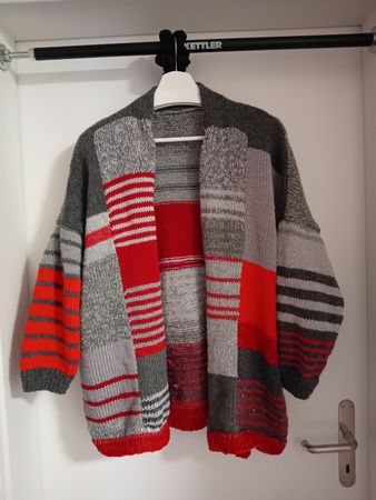 Winter oversize  Strickjacke/Cardigan mit Schal, neuwertig!