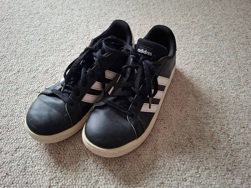 Chaussures hommes: Adidas schwarz Gr. 36 – D'occasion à Halten par Mutzji 1