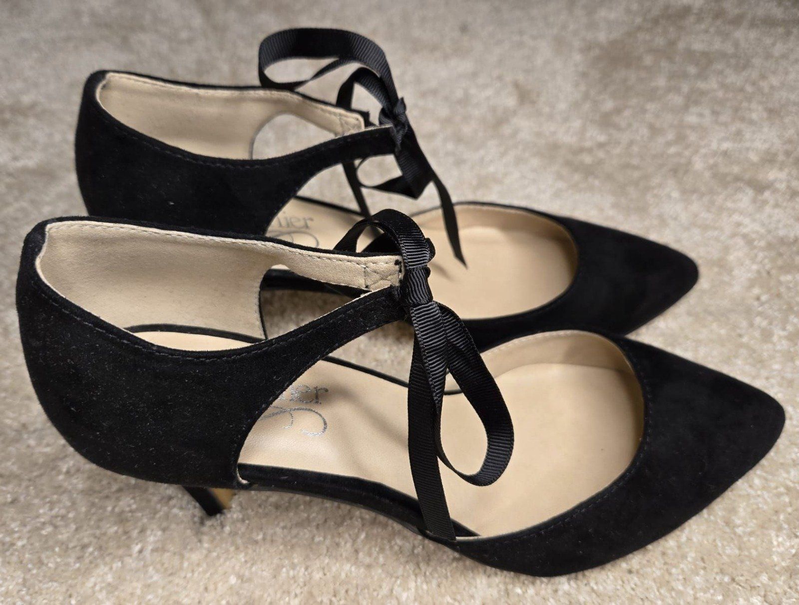 Scarpe da donna: Schwarze  Pumps mit Bändern, Grösse 38, Neu! – Nuovo (secondo la descrizione) da Rheinsulz venduto da Gilea 3