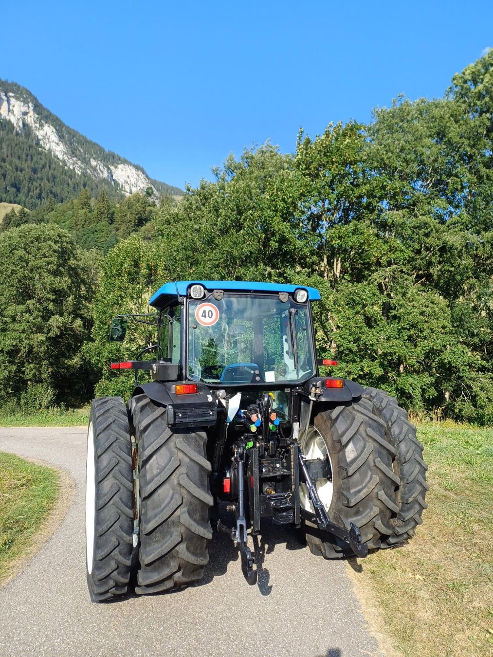 New Holland Trattori: New Holland T4050 – Usato da Flühli LU venduto da FBU03 1