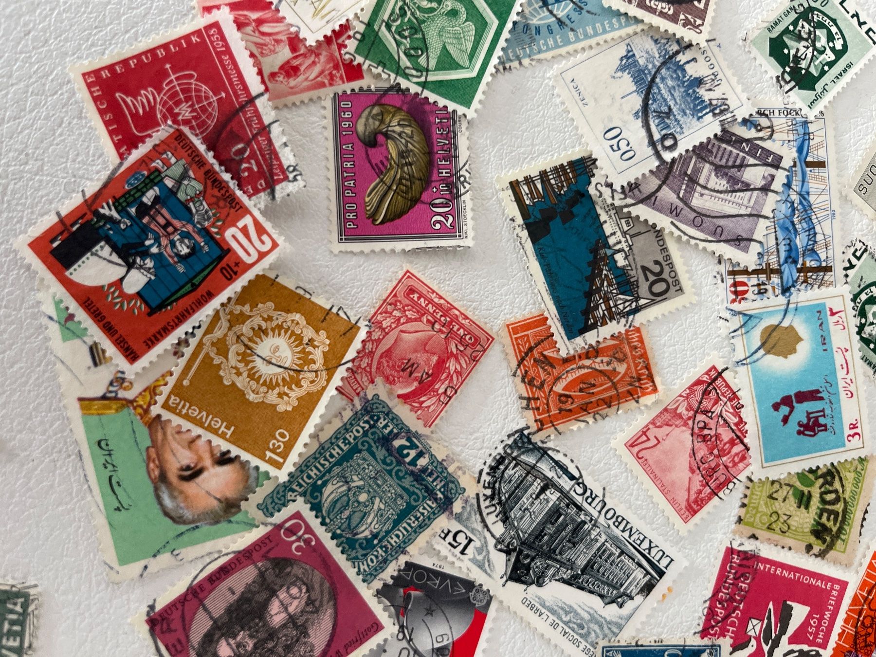 Tutti i francobolli: Lot 19: Lot mit mix Briefmarke – Usato da Chiasso venduto da AzenYa 3