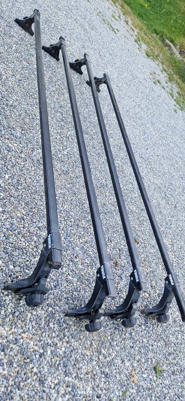 Thule Portapacchi: 4 BARRES DE TOIT FORD TRANSIT 4EME GENERATION – Usato da St. Ursen venduto da cpi23